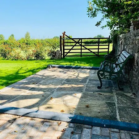 Holiday home Secluded Studio With Private Gated Access- The Pavilion Bristol